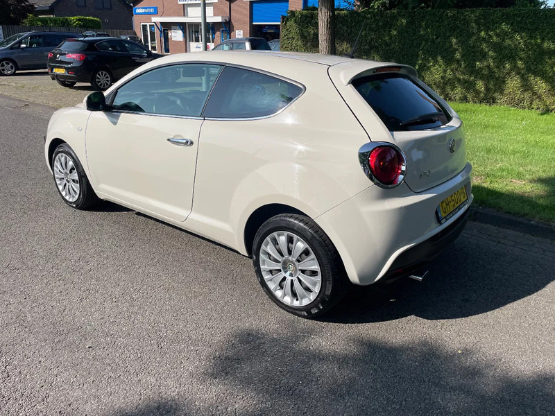 Alfa Romeo MiTo ALFA MITO Diesel MEGA MOOI - Hatchback: picture 3 Alfa Romeo MiTo ALFA MITO Diesel MEGA MOOI - Hatchback: picture 3
