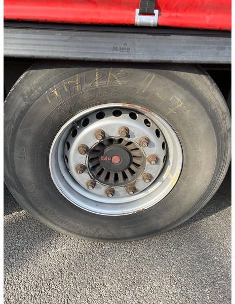 Kässbohrer Taut line XXL certificaat bij - Curtainsider semi-trailer: picture 4 Kässbohrer Taut line XXL certificaat bij - Curtainsider semi-trailer: picture 4