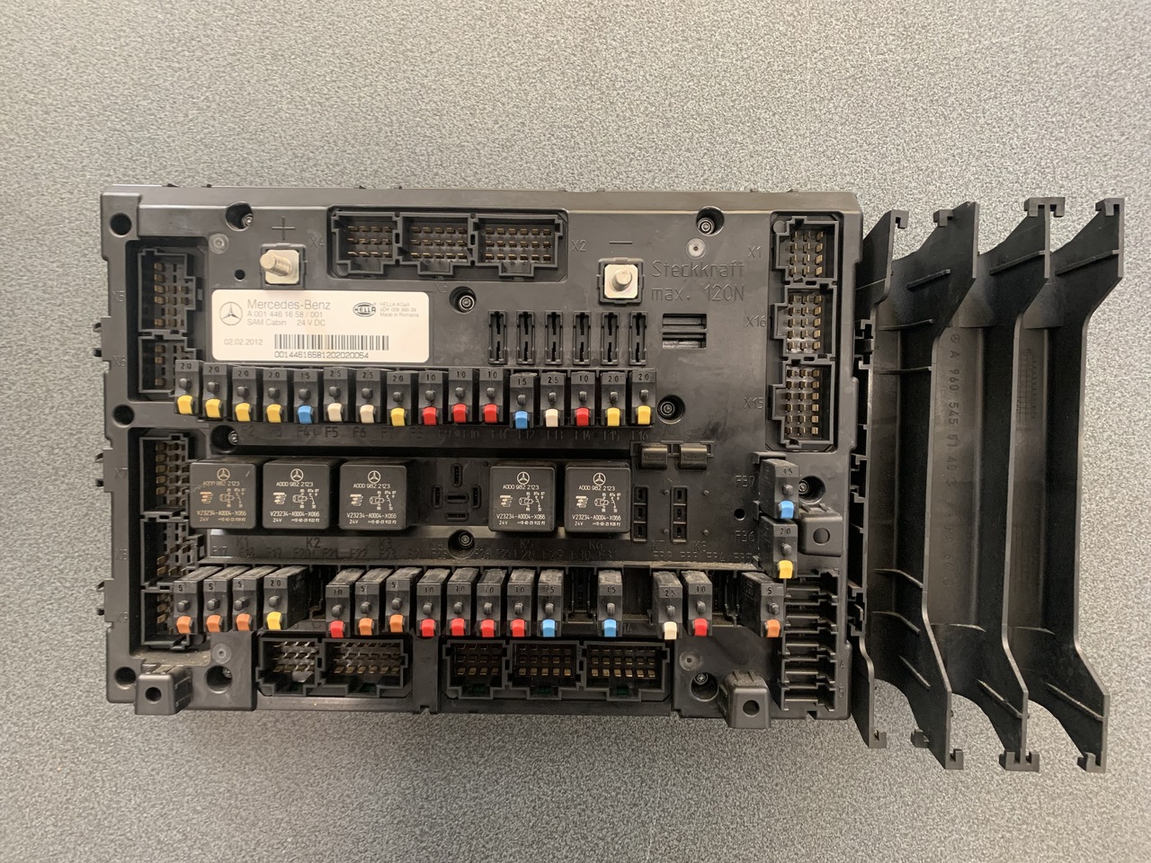 CONTROL UNIT SAM CABIN ACTROS MP4 - ECU for Truck: picture 5 CONTROL UNIT SAM CABIN ACTROS MP4 - ECU for Truck: picture 5