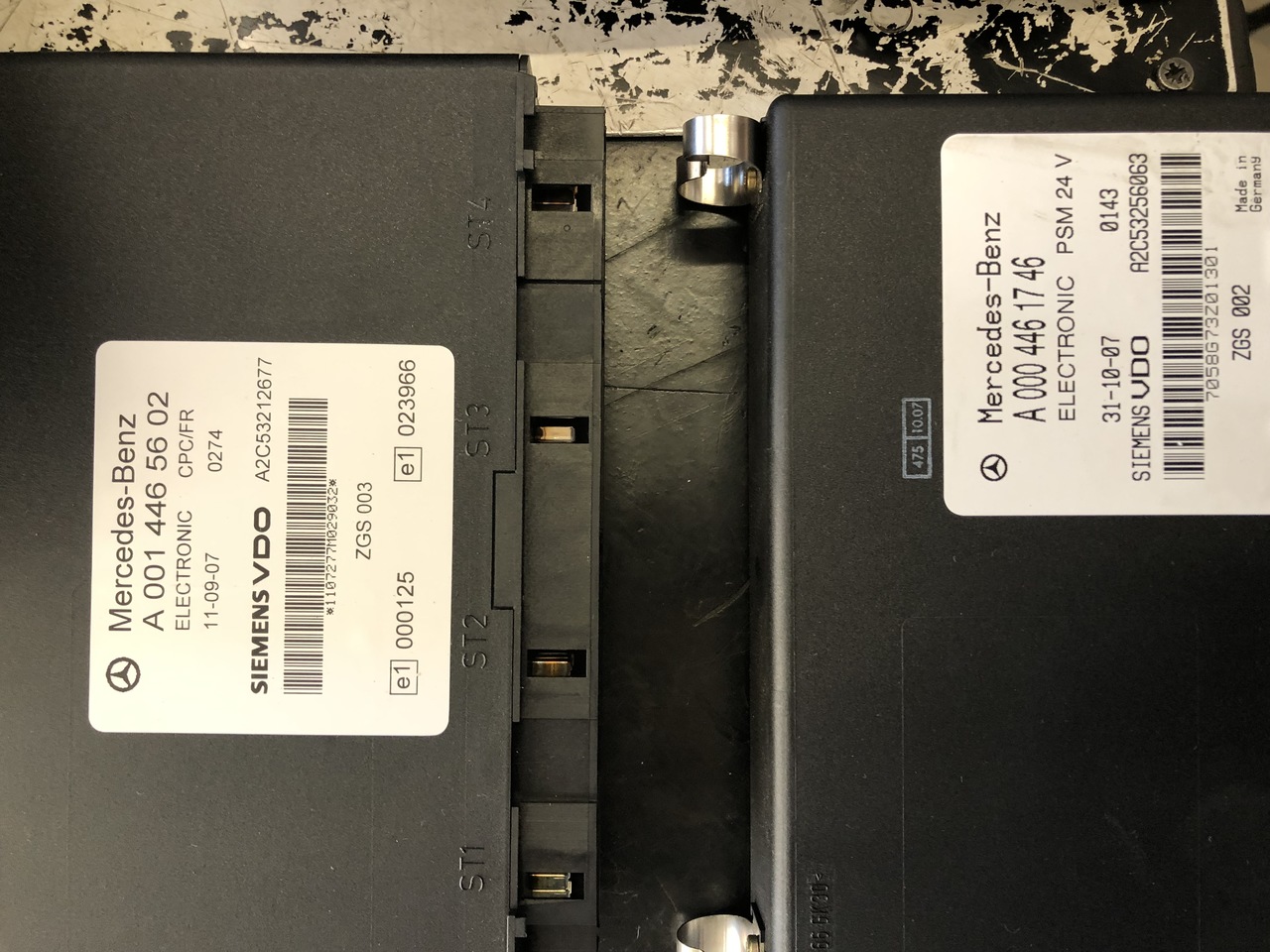 CONTROL UNITS ATEGO EURO 4 ELECTRICAL BASIC MODULE - ECU for Truck: picture 2 CONTROL UNITS ATEGO EURO 4 ELECTRICAL BASIC MODULE - ECU for Truck: picture 2