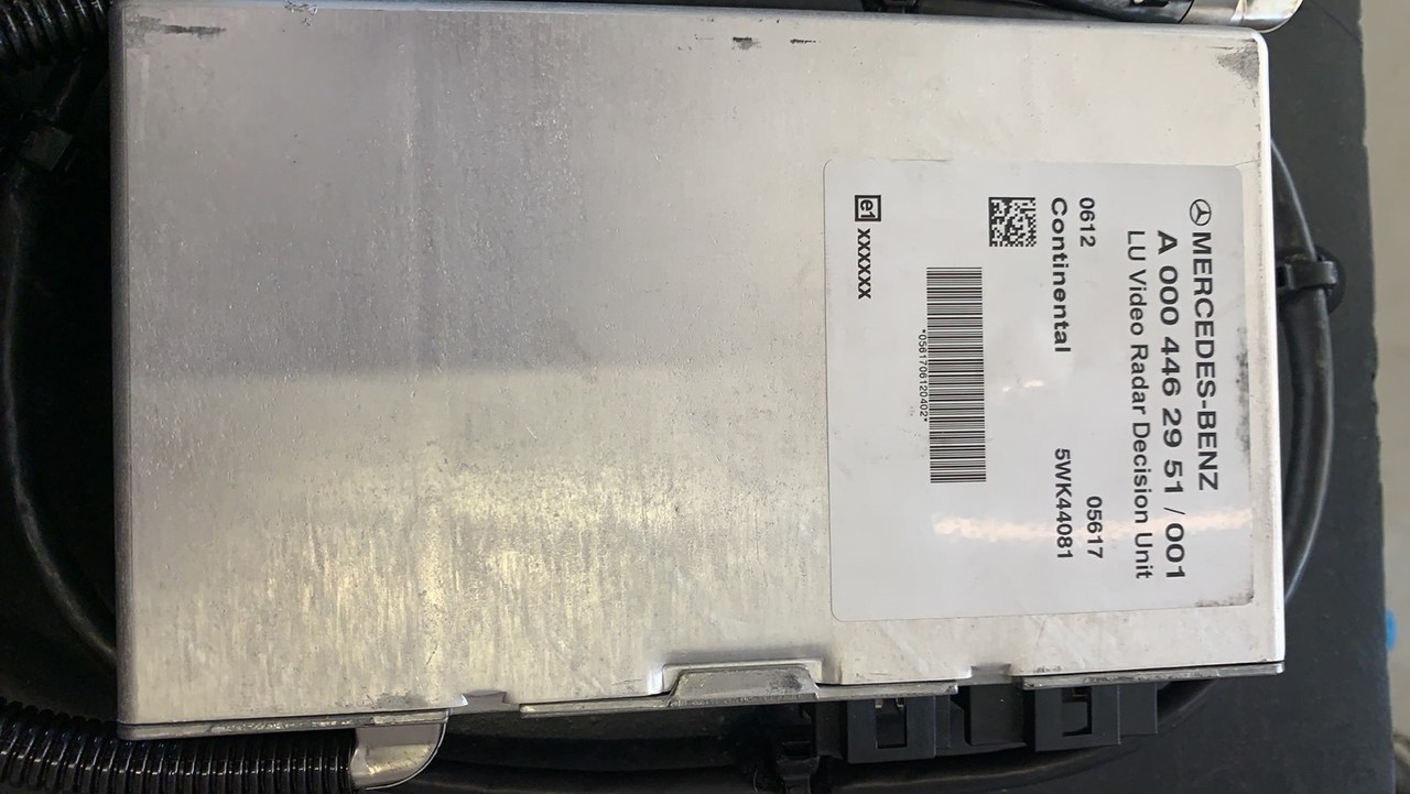 VIDEO AND RADAR SENSOR SYSTEM ABA2 ACTROS MP4 - ECU for Truck: picture 1 VIDEO AND RADAR SENSOR SYSTEM ABA2 ACTROS MP4 - ECU for Truck: picture 1