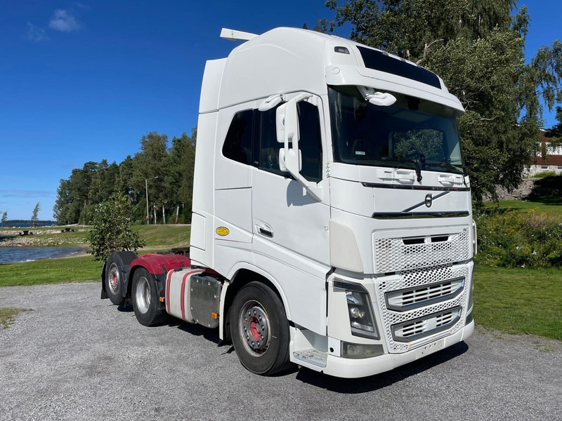 Volvo FH16 600 - Tractor unit: picture 1 Volvo FH16 600 - Tractor unit: picture 1