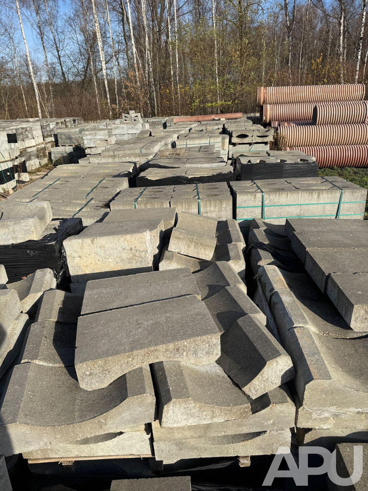 Koryto/Korytko Betonowe Odwodnieniowe 60x33x15 - Construction equipment: picture 3 Koryto/Korytko Betonowe Odwodnieniowe 60x33x15 - Construction equipment: picture 3