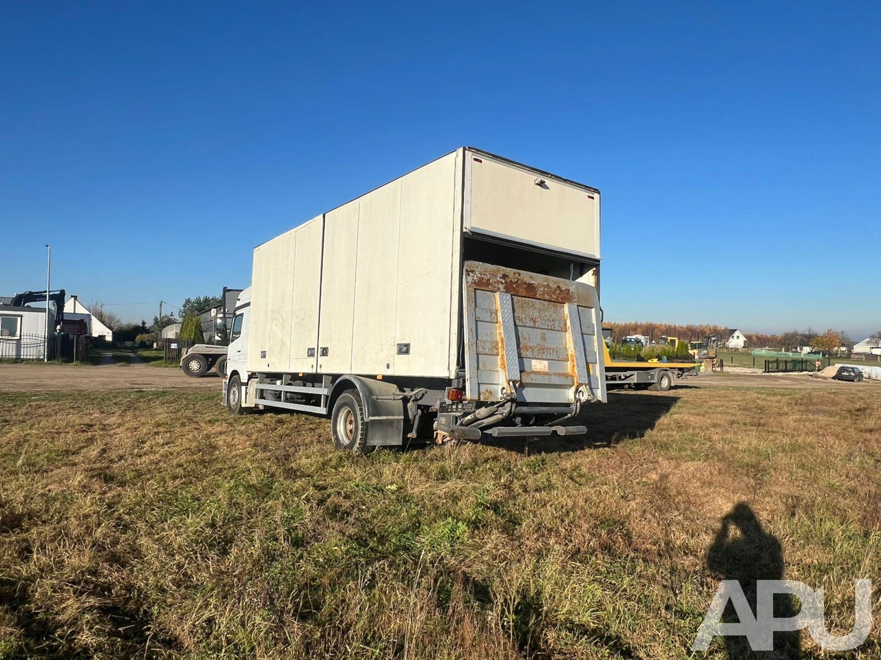 Box truck Mercedes-Benz Axor 1829: picture 7 Box truck Mercedes-Benz Axor 1829: picture 7