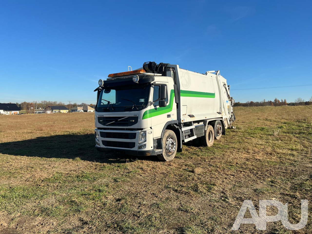 Volvo FM 12 - Garbage truck: picture 1 Volvo FM 12 - Garbage truck: picture 1