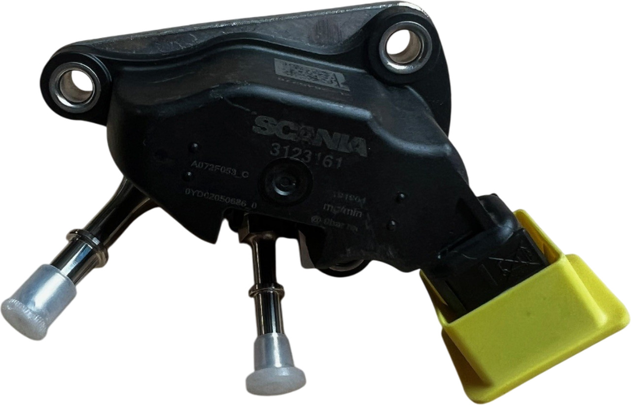 SCANIA S 2020– ADBLUE DOSEERMODULE | 2950983 - Exhaust system for Truck: picture 4 SCANIA S 2020– ADBLUE DOSEERMODULE | 2950983 - Exhaust system for Truck: picture 4