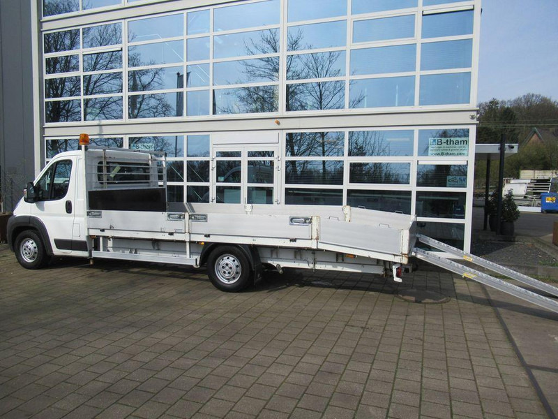 Citroën 35 2.2 L5H1 Car transporter <3,5t - Autotransporter truck: picture 5 Citroën 35 2.2 L5H1 Car transporter <3,5t - Autotransporter truck: picture 5