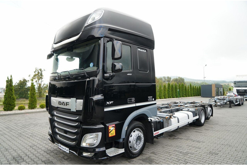 DAF XF 480 / BDF / 6X2 / SSC / I-PARK COOL / OŚ PODNOSZONA / PO KONT - Curtainsider truck: picture 2 DAF XF 480 / BDF / 6X2 / SSC / I-PARK COOL / OŚ PODNOSZONA / PO KONT - Curtainsider truck: picture 2
