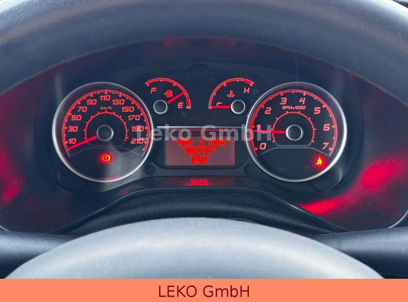 Small van Fiat Doblò 1,3: picture 19