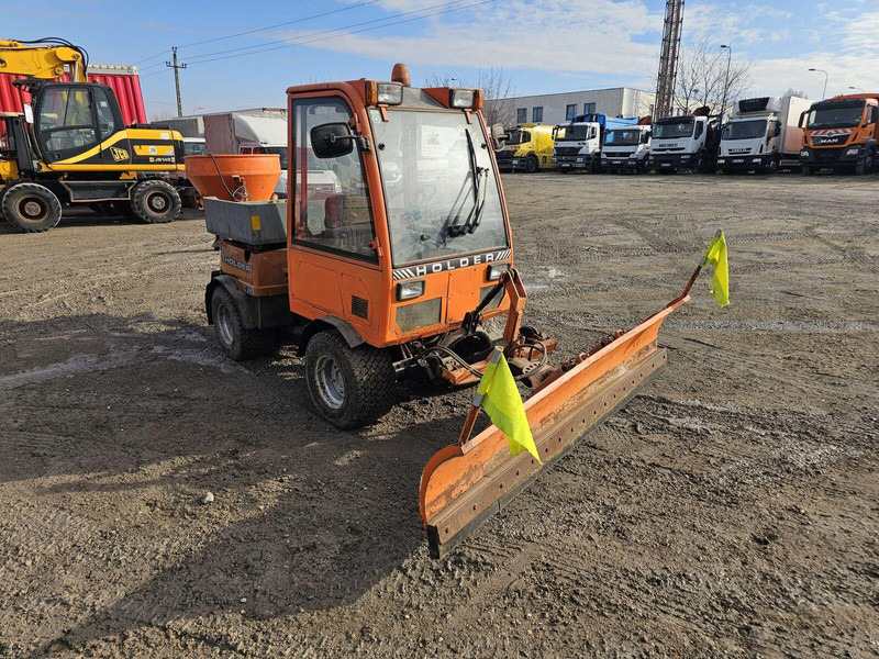 Holder 0240 snow plow+salt spreader - Snow removal vehicle: picture 1 Holder 0240 snow plow+salt spreader - Snow removal vehicle: picture 1