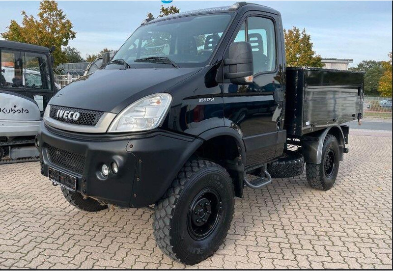 Iveco 35S17 W 4x4 Flatbed - Flatbed van: picture 1 Iveco 35S17 W 4x4 Flatbed - Flatbed van: picture 1