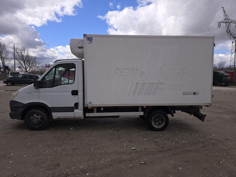 Iveco Daily 35 C 13 - Carrier Xarios 500 frigo - Refrigerated van: picture 5 Iveco Daily 35 C 13 - Carrier Xarios 500 frigo - Refrigerated van: picture 5