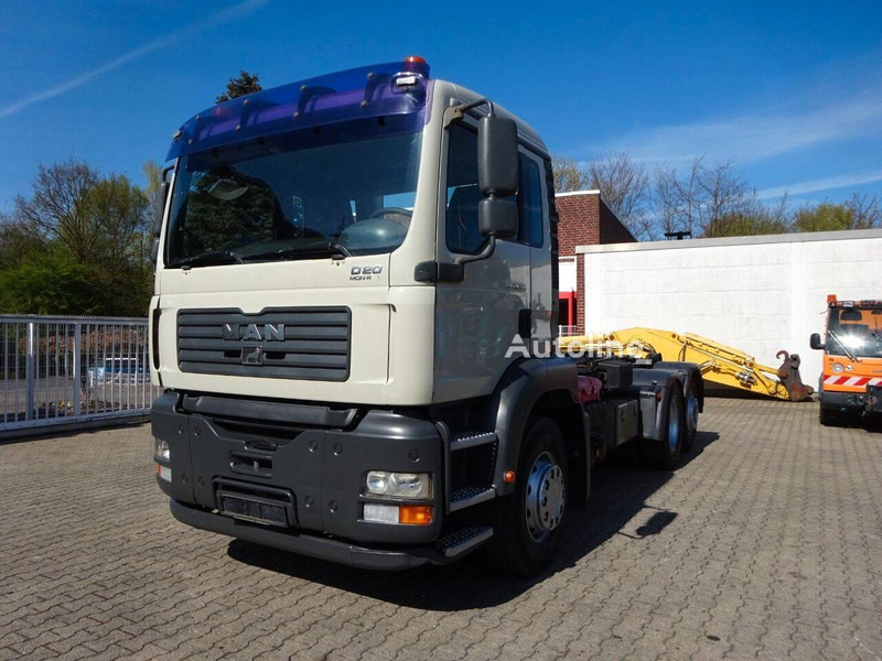 MAN TGA 26.310 6x4 Hook lift - Hook lift truck: picture 3 MAN TGA 26.310 6x4 Hook lift - Hook lift truck: picture 3