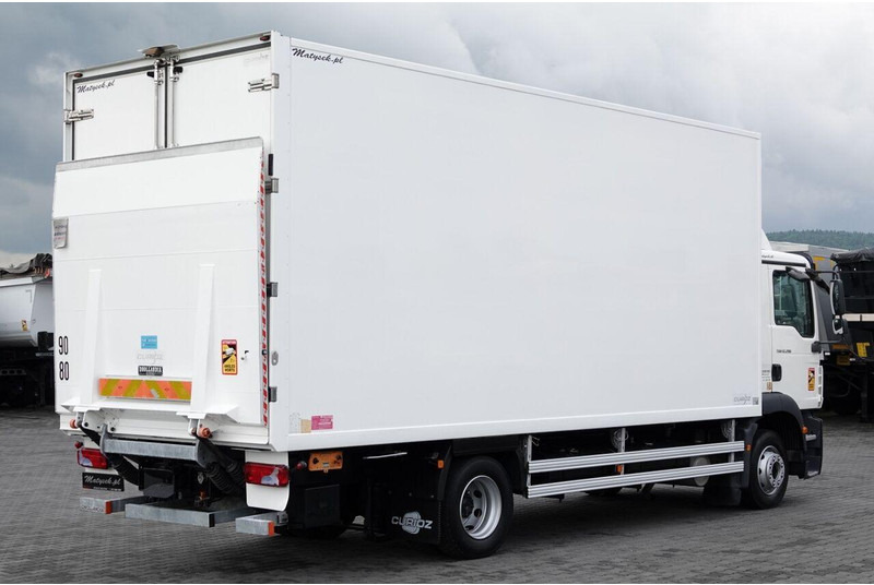 MAN TGM 12.290 / 4x2 / CHŁODNIA 6,5 M / AGREGAT THERMO KING T-600 R - Refrigerator truck: picture 3 MAN TGM 12.290 / 4x2 / CHŁODNIA 6,5 M / AGREGAT THERMO KING T-600 R - Refrigerator truck: picture 3