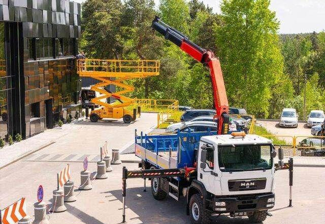 MAN TGM 18 250 4x4 PALFINGER PK 27001 HDS Crane Kra - Tipper, Crane truck: picture 2 MAN TGM 18 250 4x4 PALFINGER PK 27001 HDS Crane Kra - Tipper, Crane truck: picture 2