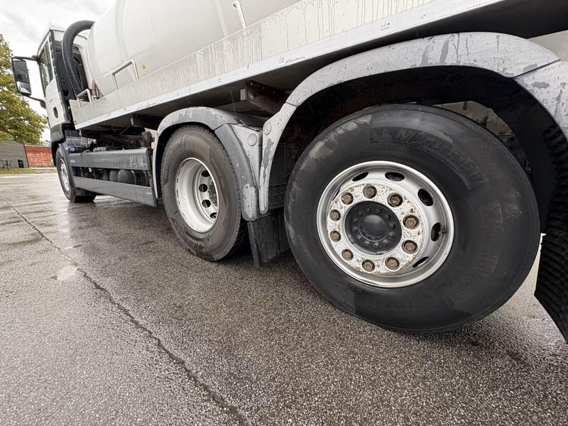 Vacuum truck MAN TGS 26.320 - Vacuum truck: picture 13