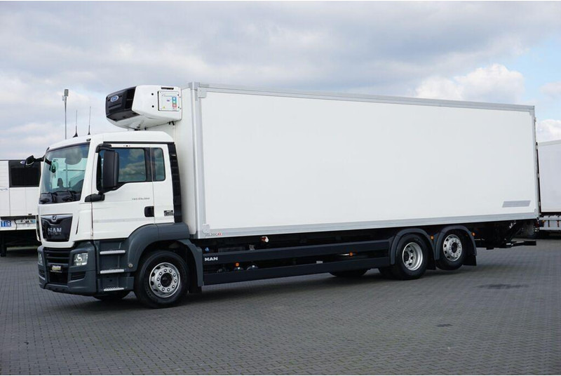 MAN TGS / 26.360 / EURO 6 / CHŁODNIA + WINDA / 23 PALETY - Refrigerator truck: picture 3 MAN TGS / 26.360 / EURO 6 / CHŁODNIA + WINDA / 23 PALETY - Refrigerator truck: picture 3