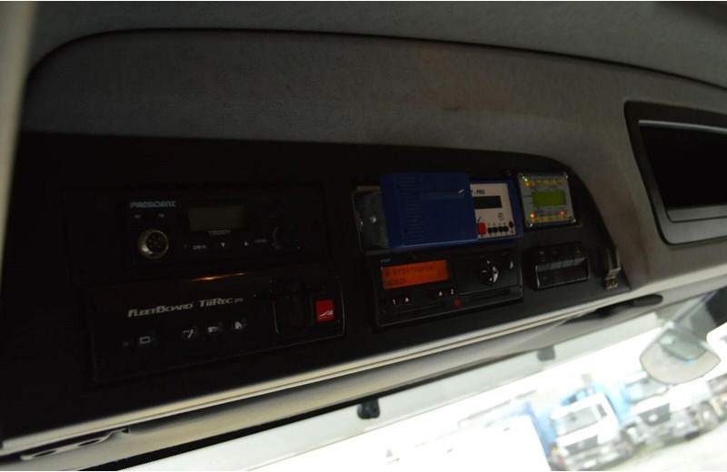 Leasing of Mercedes-Benz ANTOS 2540 REFRIGERATOR + LIFT + SIDE DOOR Mercedes-Benz ANTOS 2540 REFRIGERATOR + LIFT + SIDE DOOR: picture 16 Leasing of Mercedes-Benz ANTOS 2540 REFRIGERATOR + LIFT + SIDE DOOR Mercedes-Benz ANTOS 2540 REFRIGERATOR + LIFT + SIDE DOOR: picture 16