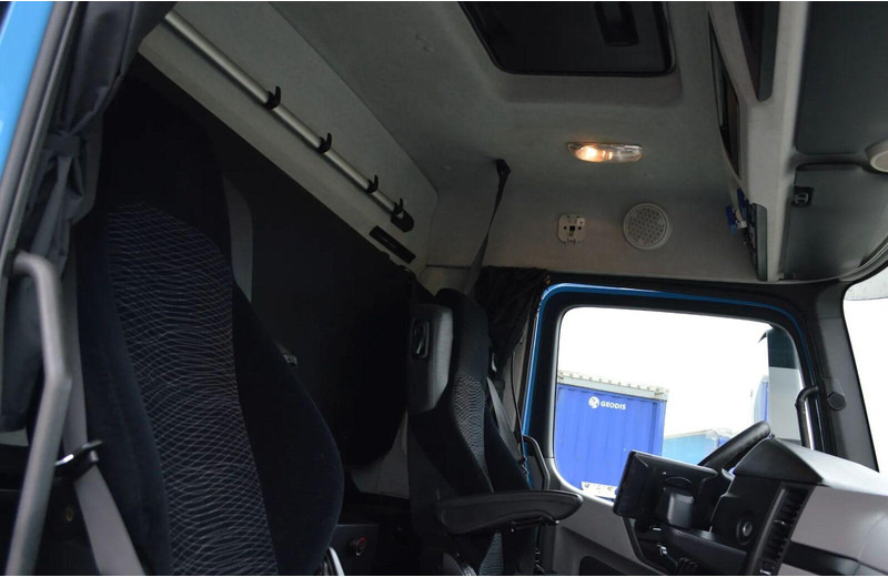 Leasing of Mercedes-Benz ANTOS 2540 REFRIGERATOR + LIFT + SIDE DOOR Mercedes-Benz ANTOS 2540 REFRIGERATOR + LIFT + SIDE DOOR: picture 20 Leasing of Mercedes-Benz ANTOS 2540 REFRIGERATOR + LIFT + SIDE DOOR Mercedes-Benz ANTOS 2540 REFRIGERATOR + LIFT + SIDE DOOR: picture 20