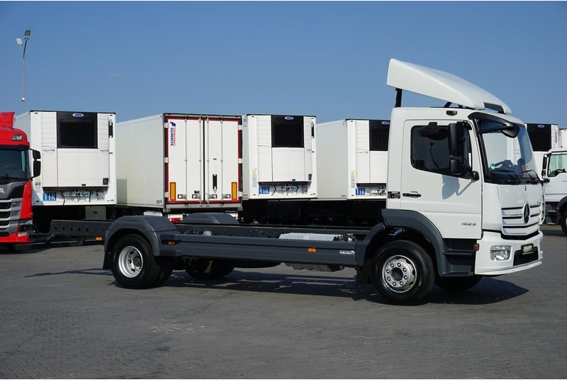 Mercedes-Benz ATEGO / 1523 / ACC / EURO 6 / PODWOZIE DO ZABUDOWY / DŁ. 6,75 M - Cab chassis truck: picture 4 Mercedes-Benz ATEGO / 1523 / ACC / EURO 6 / PODWOZIE DO ZABUDOWY / DŁ. 6,75 M - Cab chassis truck: picture 4