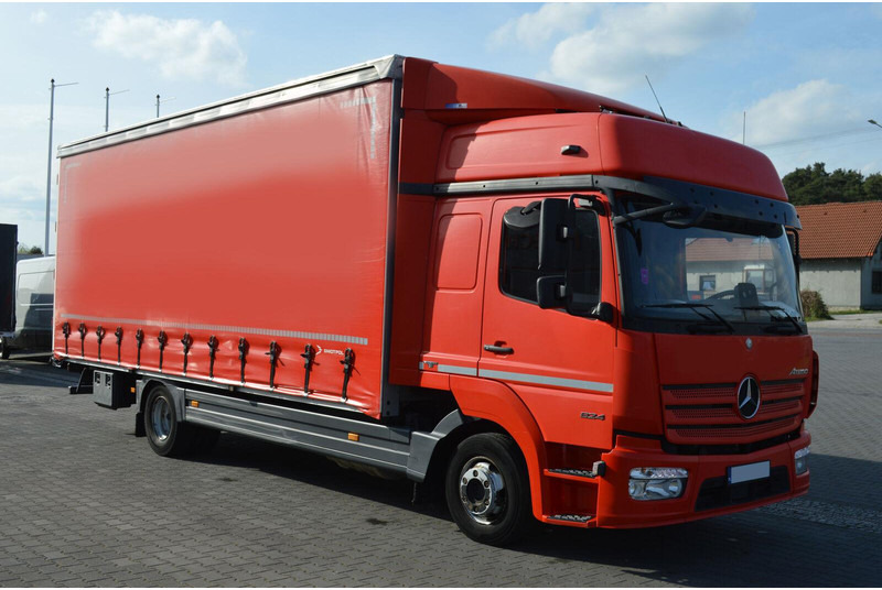 Mercedes-Benz ATEGO 824 EURO 6 1.HAND CURTAINE TILT - Curtainsider truck: picture 5 Mercedes-Benz ATEGO 824 EURO 6 1.HAND CURTAINE TILT - Curtainsider truck: picture 5