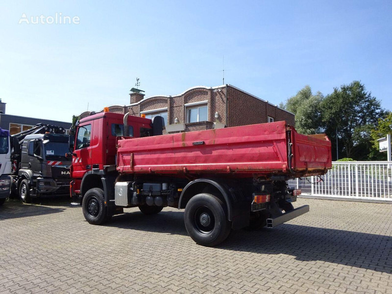 Mercedes-Benz Actros 1832 - 3 way tipper - Tipper: picture 5 Mercedes-Benz Actros 1832 - 3 way tipper - Tipper: picture 5
