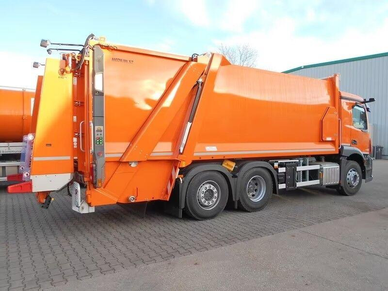 Mercedes-Benz Actros 2536 - Garbage truck - Garbage truck: picture 3 Mercedes-Benz Actros 2536 - Garbage truck - Garbage truck: picture 3
