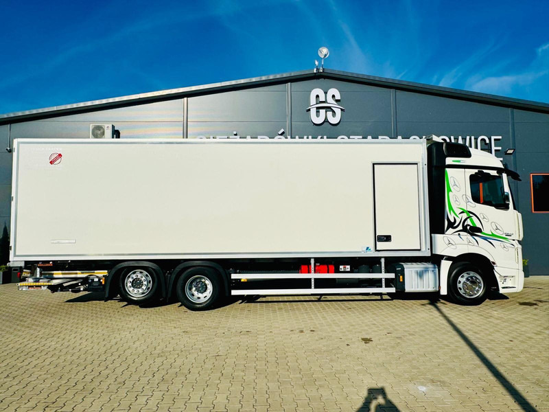 Mercedes-Benz Actros 2542 - Refrigerator truck: picture 5 Mercedes-Benz Actros 2542 - Refrigerator truck: picture 5