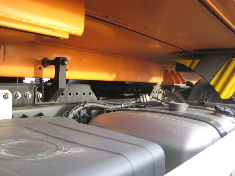 Garbage truck Mercedes-Benz Antos 2533 Garbage truck Terberg Olympus 20W: picture 8