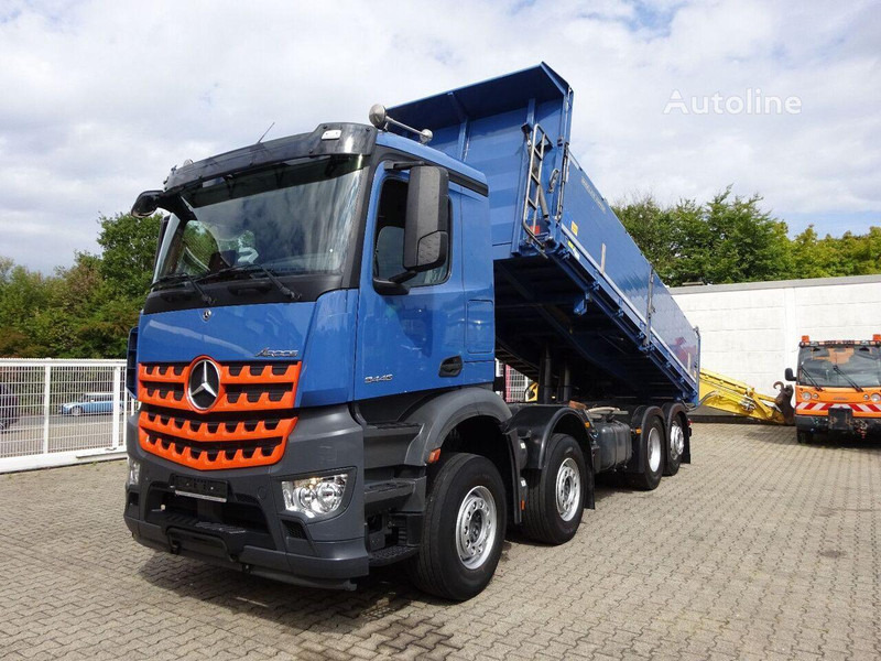 Mercedes-Benz Arocs 3446 - Tipper truck - Tipper: picture 1 Mercedes-Benz Arocs 3446 - Tipper truck - Tipper: picture 1