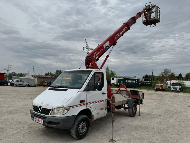 Mercedes-Benz Sprinter 311 - OMME 1950 - Lifting Basket - Truck mounted aerial platform: picture 3 Mercedes-Benz Sprinter 311 - OMME 1950 - Lifting Basket - Truck mounted aerial platform: picture 3