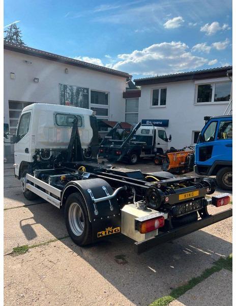 Mitsubishi Fuso Canter 6S15 - Hook lift truck: picture 4 Mitsubishi Fuso Canter 6S15 - Hook lift truck: picture 4