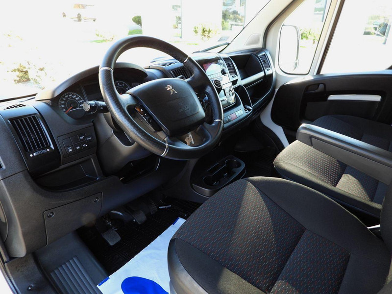 Peugeot BOXER PLANDEKA - Curtain side van: picture 2 Peugeot BOXER PLANDEKA - Curtain side van: picture 2