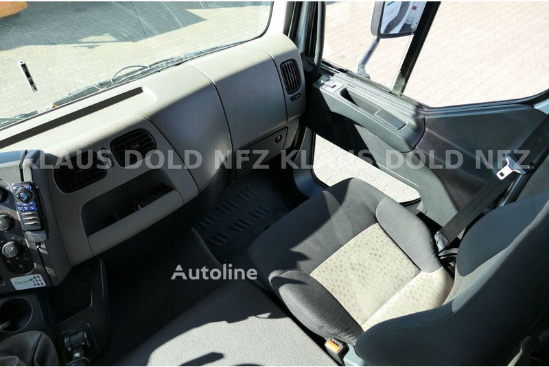 Box truck Renault Midlum 280.16 DXi Koffer + Tail lift: picture 12 Box truck Renault Midlum 280.16 DXi Koffer + Tail lift: picture 12