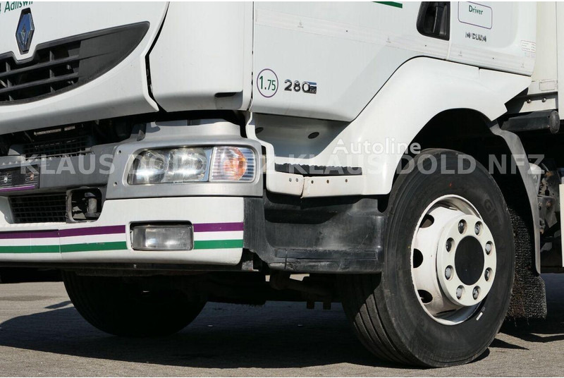 Box truck Renault Midlum 280.16 DXi Koffer + Tail lift: picture 18 Box truck Renault Midlum 280.16 DXi Koffer + Tail lift: picture 18