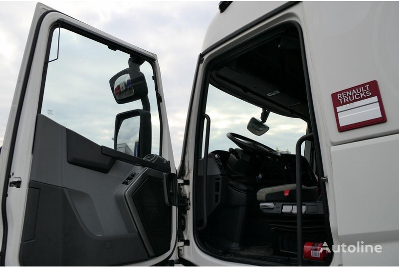 Dropside/ Flatbed truck Renault T460 Platform 7,5 m: picture 17