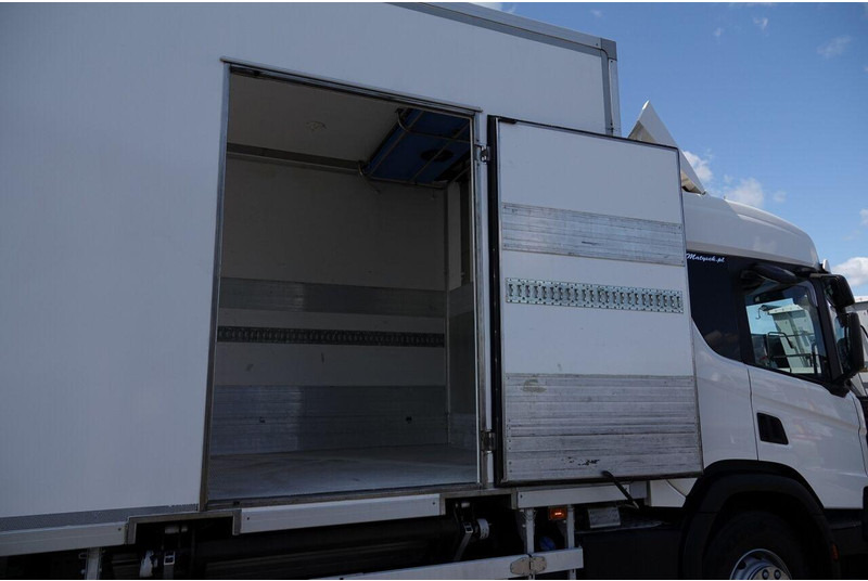 Refrigerator truck Scania P 410 / CHŁODNIA / SLÓWKA / Agregat THERMO KING - FRIGO BLOCK /: picture 19 Refrigerator truck Scania P 410 / CHŁODNIA / SLÓWKA / Agregat THERMO KING - FRIGO BLOCK /: picture 19