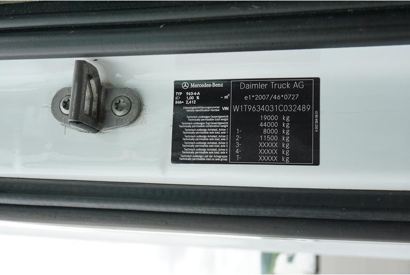 Tractor unit Mercedes-Benz ACTROS 1851 / EURO 6 / ACC / BIG SPACE: picture 11