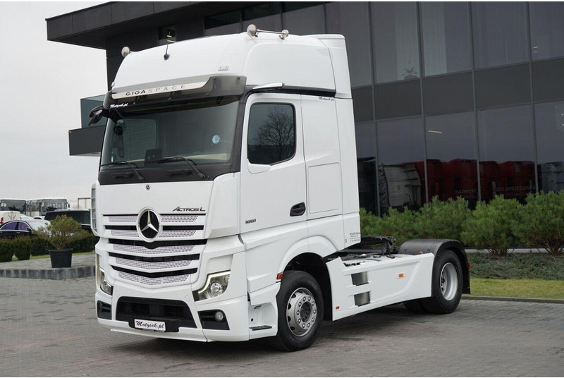 Mercedes-Benz ACTROS 1851 / RETARDER / GIGA SPACE / EURO 6 / SPROWADZONY - Tractor unit: picture 4 Mercedes-Benz ACTROS 1851 / RETARDER / GIGA SPACE / EURO 6 / SPROWADZONY - Tractor unit: picture 4