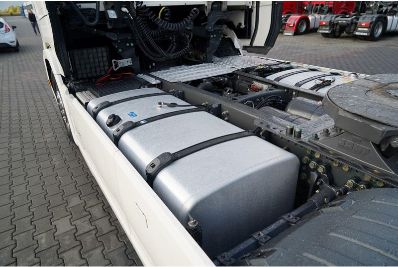 Tractor unit Scania S 500: picture 13