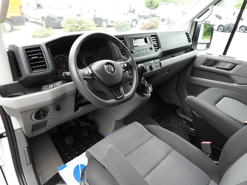 Volkswagen CRAFTER PLANDEKA 8 PALET TEMPOMAT LEDY KLIMATYZACJA 180KM [ 04 - Box truck: picture 2 Volkswagen CRAFTER PLANDEKA 8 PALET TEMPOMAT LEDY KLIMATYZACJA 180KM [ 04 - Box truck: picture 2