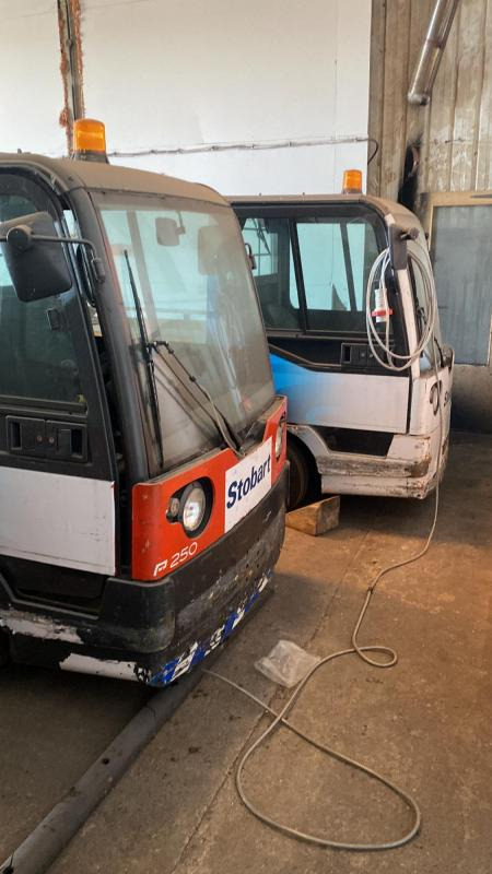 Linde Electric Tug P250 - Tow tractor: picture 4 Linde Electric Tug P250 - Tow tractor: picture 4