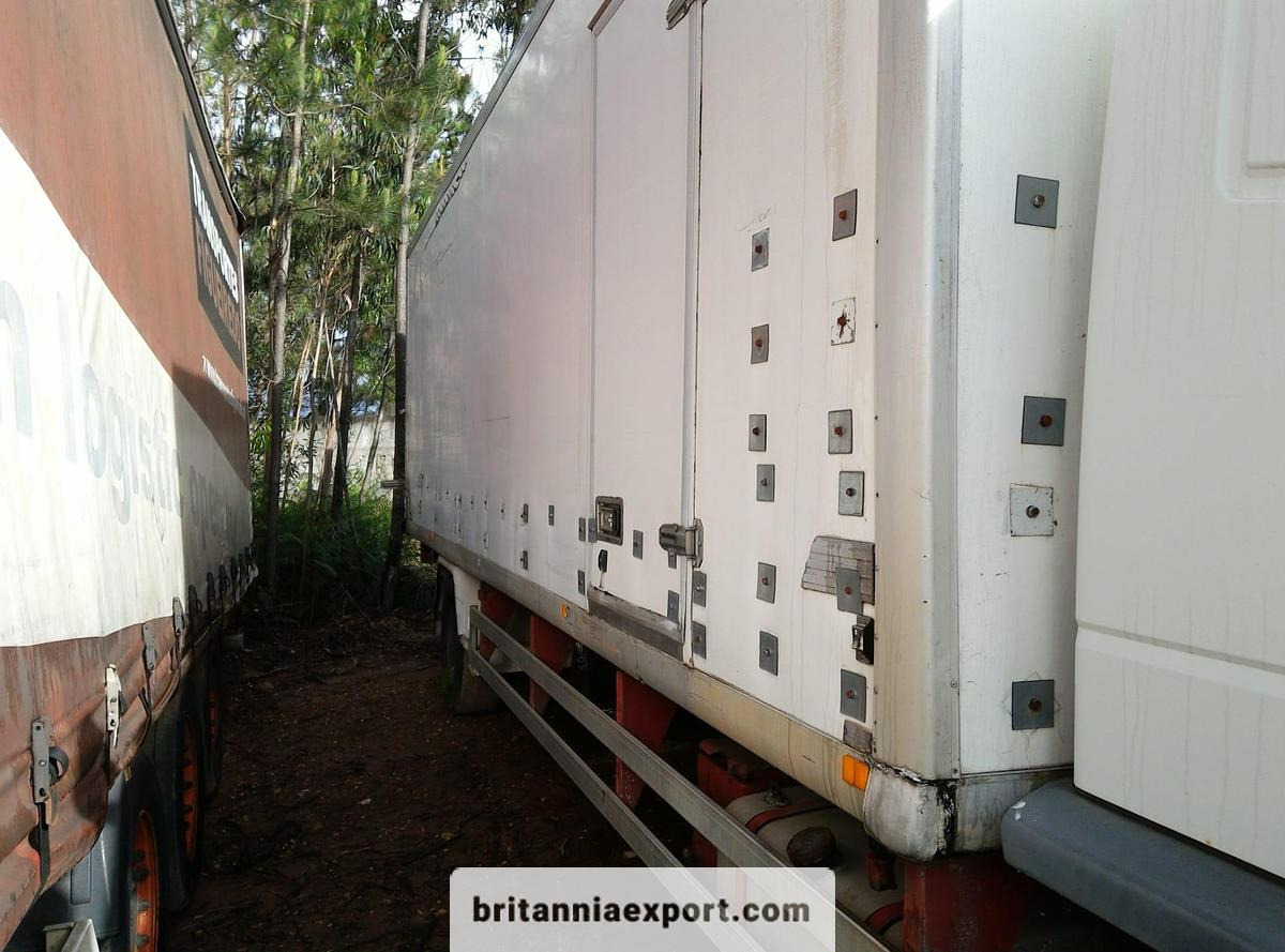 IVECO Eurotech 190E27 | Euro 2 | 19 Ton | Choice of 3 | - Refrigerator truck: picture 5 IVECO Eurotech 190E27 | Euro 2 | 19 Ton | Choice of 3 | - Refrigerator truck: picture 5