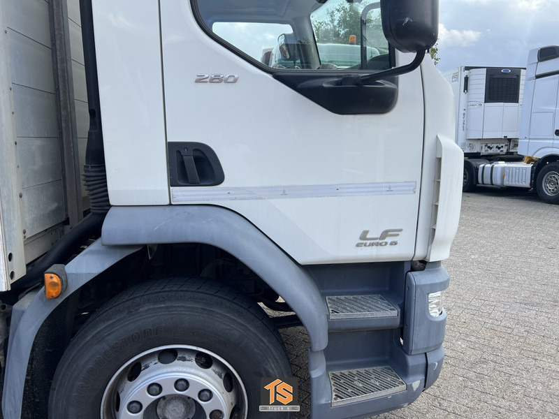 DAF FA 19T LF 280 EURO 6 - SCHUIFZEIL/GARDINEN/CURTAIN - AUTOMATIC - 19 TON - BELGIUM TRUCK - TOP! - Curtainsider truck: picture 4 DAF FA 19T LF 280 EURO 6 - SCHUIFZEIL/GARDINEN/CURTAIN - AUTOMATIC - 19 TON - BELGIUM TRUCK - TOP! - Curtainsider truck: picture 4