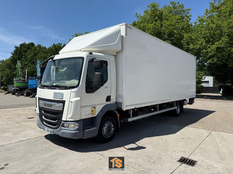 DAF LF 210 12 - TON - LADEBORDWAND - TOP TRUCK - Box truck: picture 1 DAF LF 210 12 - TON - LADEBORDWAND - TOP TRUCK - Box truck: picture 1