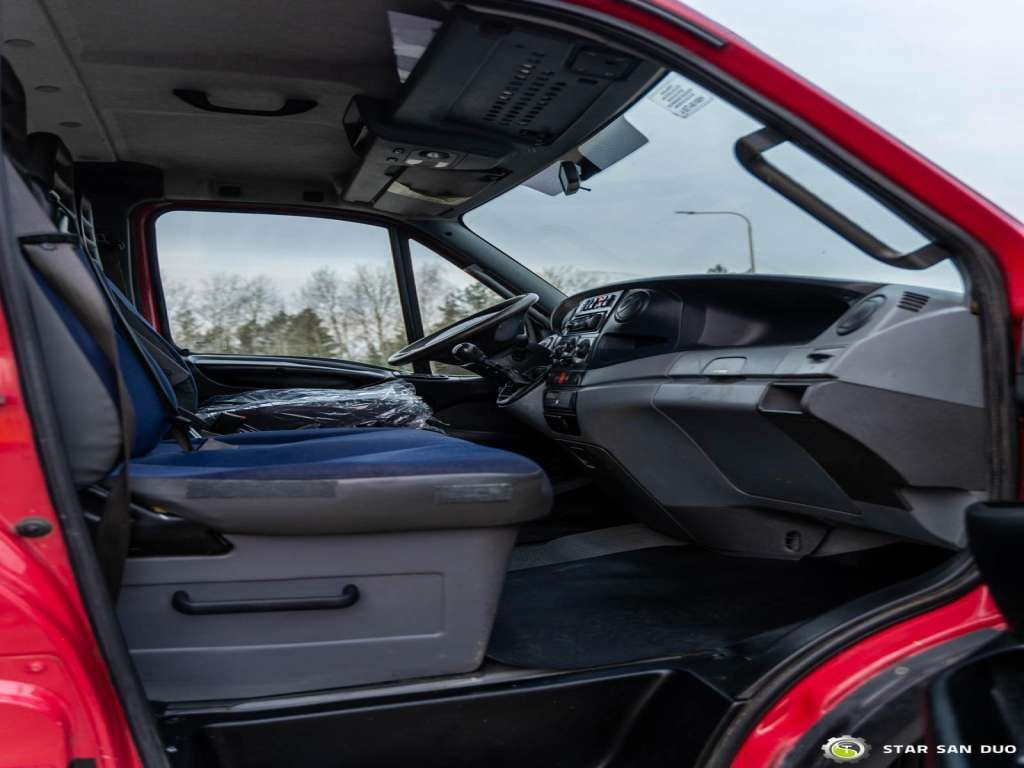Leasing of Iveco  DAILY 4X4 OFFROAD CAMPER BOX DOKA Iveco  DAILY 4X4 OFFROAD CAMPER BOX DOKA Iveco  DAILY 4X4 OFFROAD CAMPER BOX DOKA Iveco  DAILY 4X4 OFFROAD CAMPER BOX DOKA: picture 21