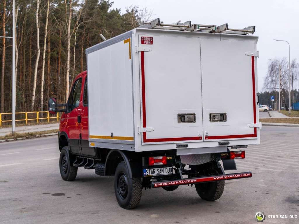 Leasing of Iveco  DAILY 4X4 OFFROAD CAMPER BOX DOKA Iveco  DAILY 4X4 OFFROAD CAMPER BOX DOKA Iveco  DAILY 4X4 OFFROAD CAMPER BOX DOKA Iveco  DAILY 4X4 OFFROAD CAMPER BOX DOKA: picture 7