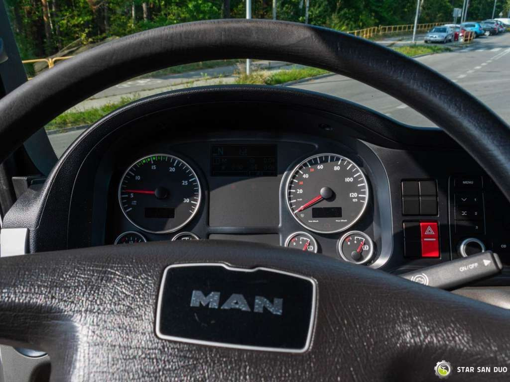 Crane truck MAN  TGM 18.250 4x4 Fassi F215A.0.23 Active HDS Cran: picture 13