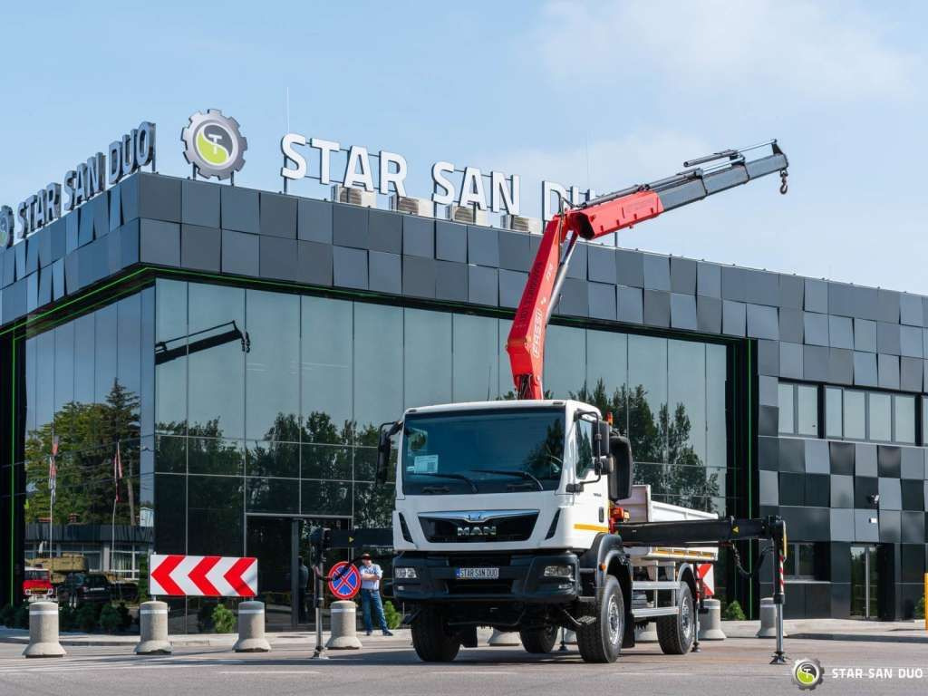 MAN TGM 18.250 4x4 Fassi F215A.0.23 Active HDS Cran - Crane truck: picture 3 MAN TGM 18.250 4x4 Fassi F215A.0.23 Active HDS Cran - Crane truck: picture 3