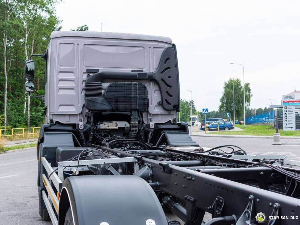 MAN TGM 18.290 4x4 Chassis Camper Single Wheels - Cab chassis truck: picture 5 MAN TGM 18.290 4x4 Chassis Camper Single Wheels - Cab chassis truck: picture 5